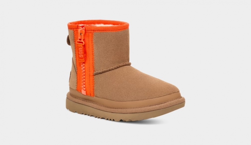 Ugg Classic Mini Dragkedja Tape Logo Stövlar Barn Bruna | Sverige-51408